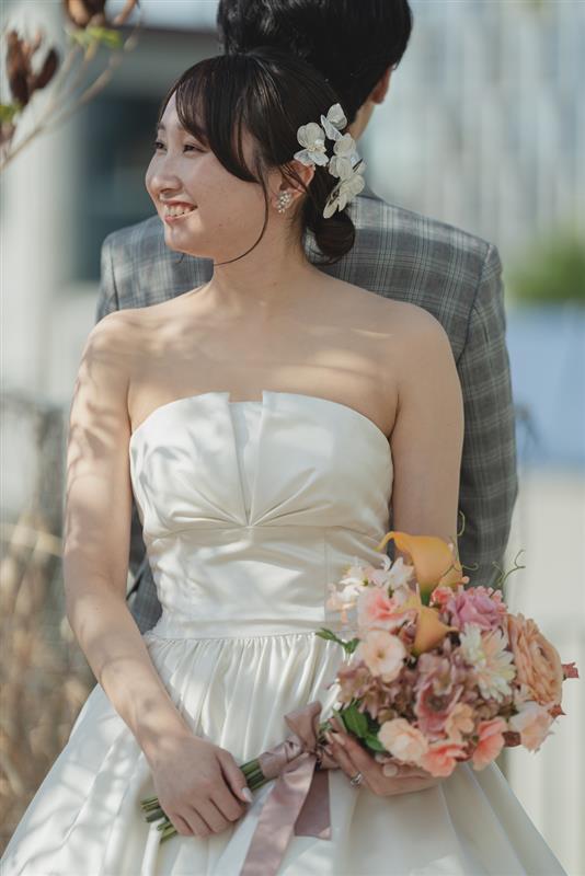 光を上手く使って唯一無二のフォトウェディング✨